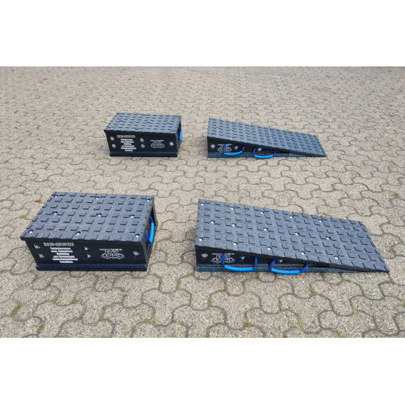 Auffahrrampe Set, 4 teilig, 1600 x 400 x 250 mm f. Raupenfahrzeuge 2 1625195 Product