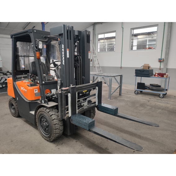 Abstandhalter für Stapler Gabeln. RZ Kunststoffe