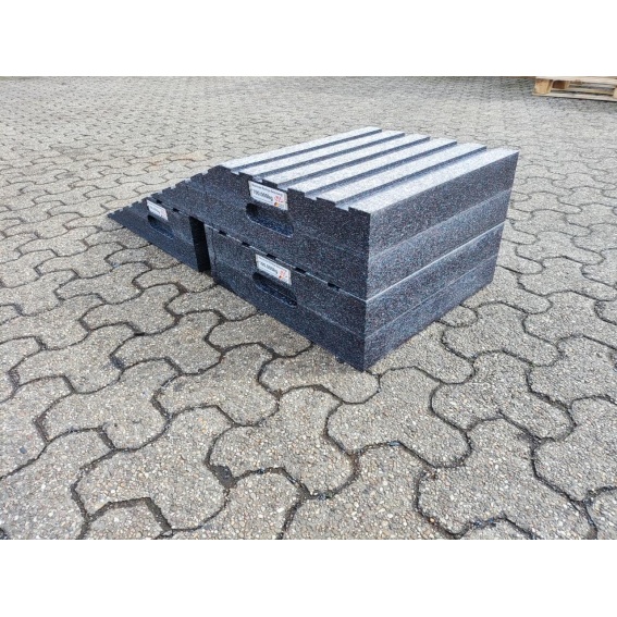 Rampe 1200 x 490 x 320 | 90 to. Set für Baggerverladung mit Querrippung 12 RZ60362- (10)