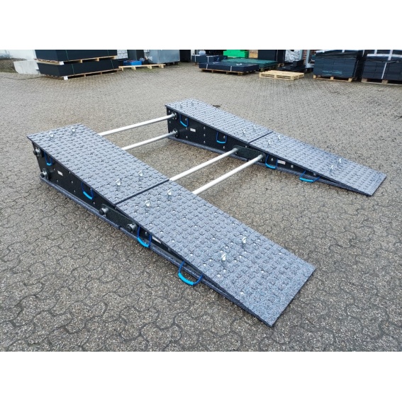 Schwerlastrampe, 2 teilig, 3000 x 600 x 500 mm, mit Verbinder 13 IMG_20230126_095406