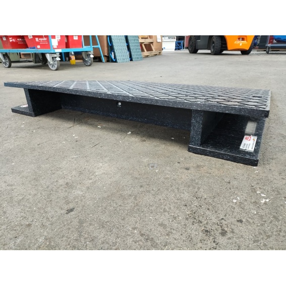 Rampe für Seecontainer , Verladerampe , 1100 x 1100 x 150 mm 9 IMG_20240209_122514