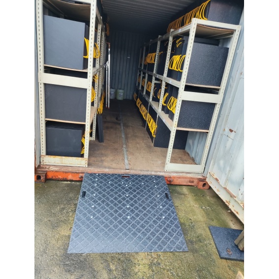 Rampe für Seecontainer , Verladerampe , 1100 x 1100 x 150 mm 14 IMG_20240209_135421