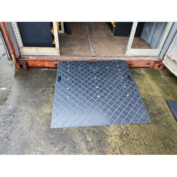 Rampe für Seecontainer , Verladerampe , 1100 x 1100 x 150 mm 15 IMG_20240209_135428