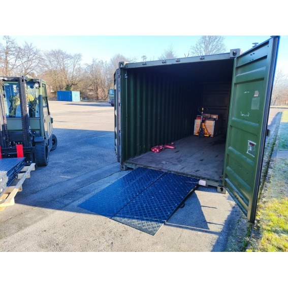 Kunststoffverladerampe1 (Benutzerdefiniert)