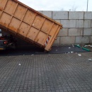 Container (2)