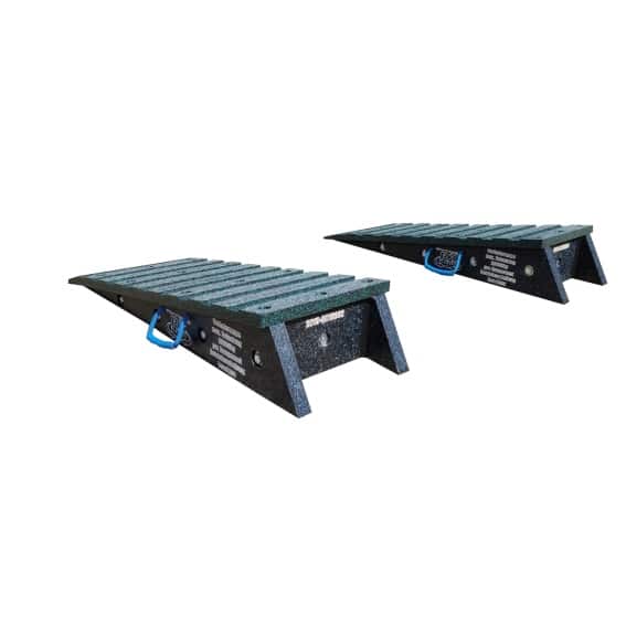 Auffahrrampe Set 1000 x 400 x 200 mm mit Kippschutz.jpg